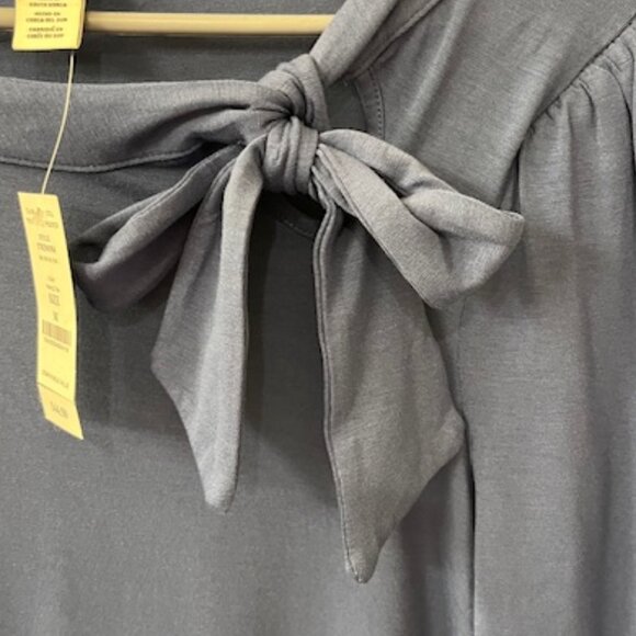 NWT WHBM Tie Neck Top Sz. Med White House Black Market - Picture 5 of 6